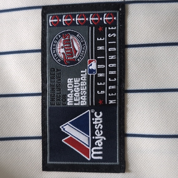 Majestic Brand Minnesota Twins Justin Morneau Jersey - Picture 3 of 3